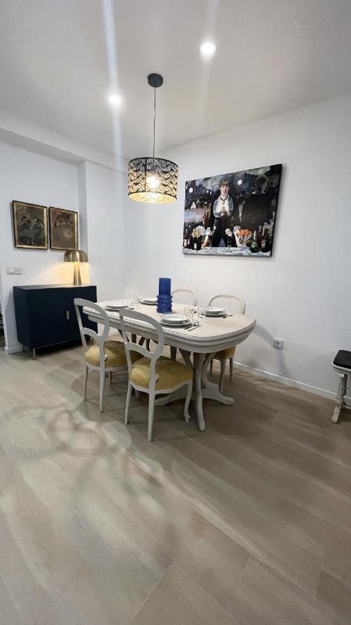 180 Home Luxury Redes Seville Exterior photo